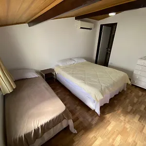  Casa de Férias Casa Familiar 5